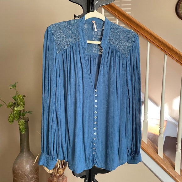 Free People Canyon Rose Button Down Top Blue Size L/G - Picture 1 of 14